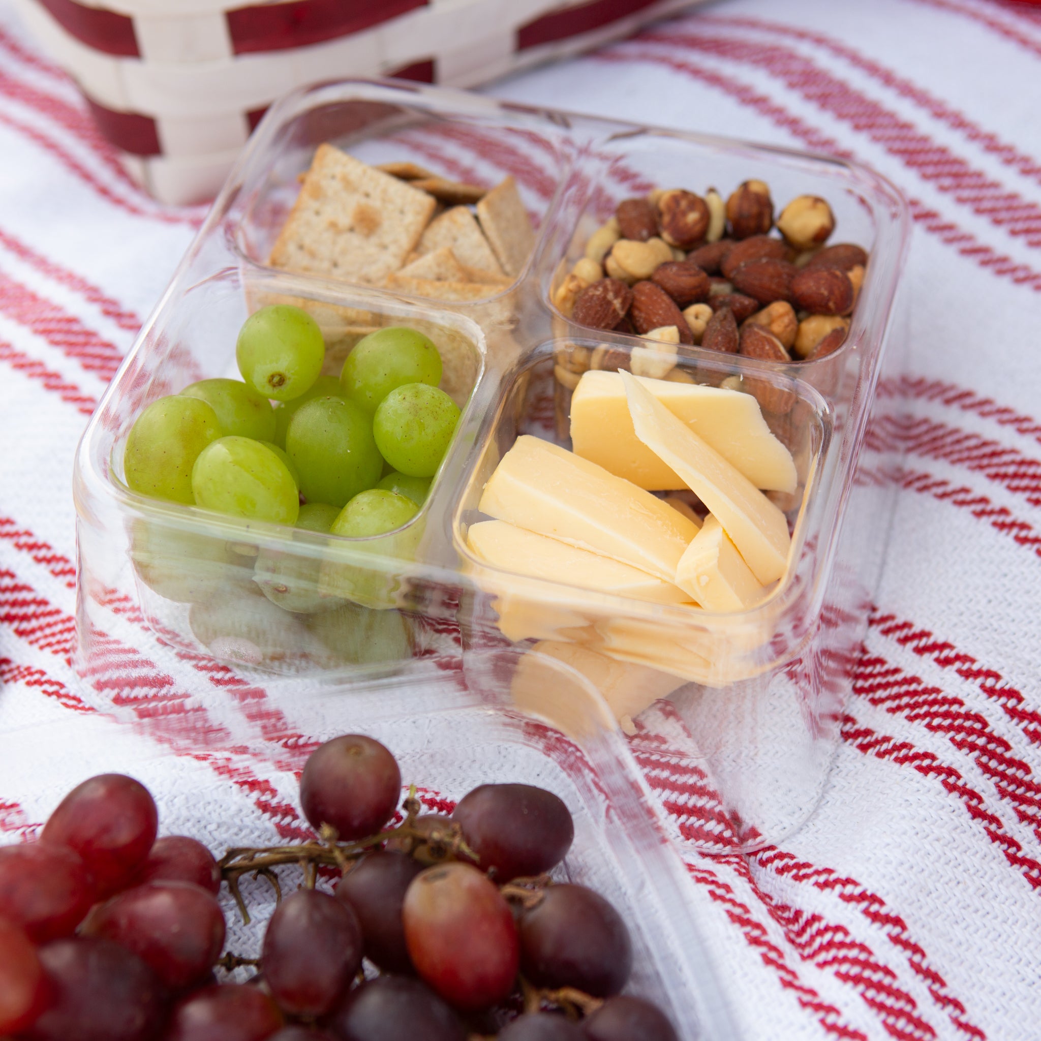 Americana Provision Picnic Basket with Protectors - White - 图片 10