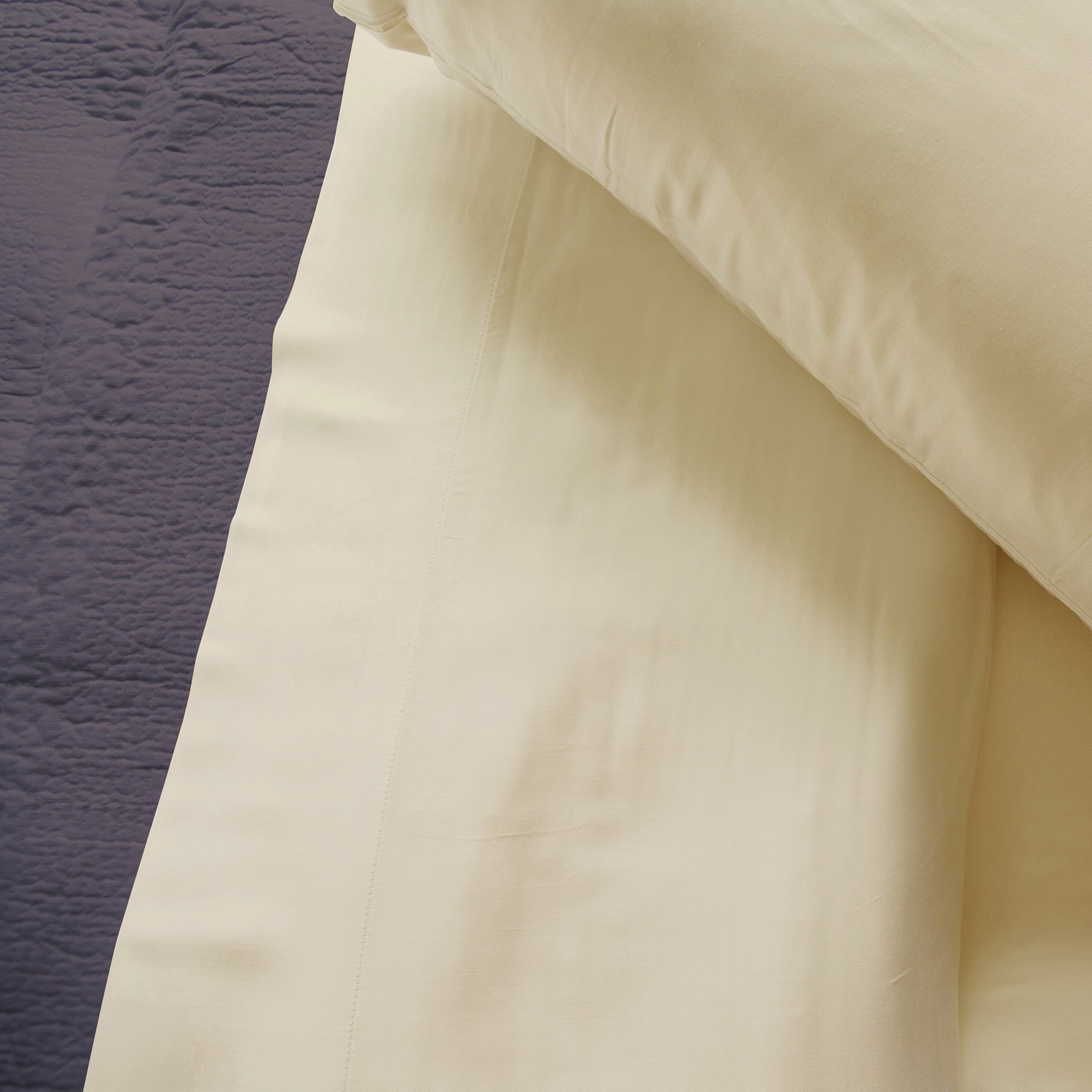 Longaberger 7-Piece Bedding Set - Smoke Quilt with Sand Sheet Set - 图片 4