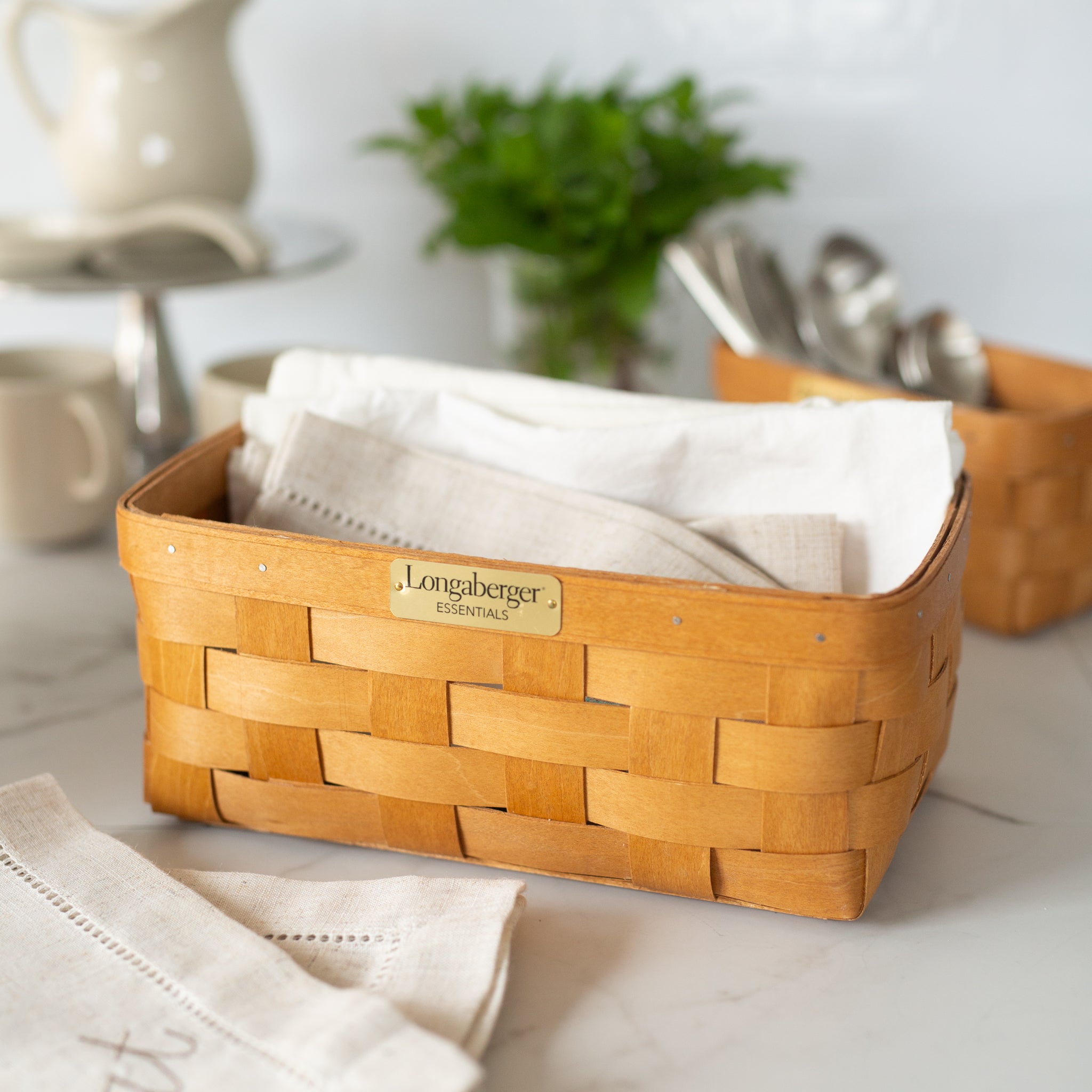 Collector's Essentials Medium Rectangle Basket with Protector - 图片 8