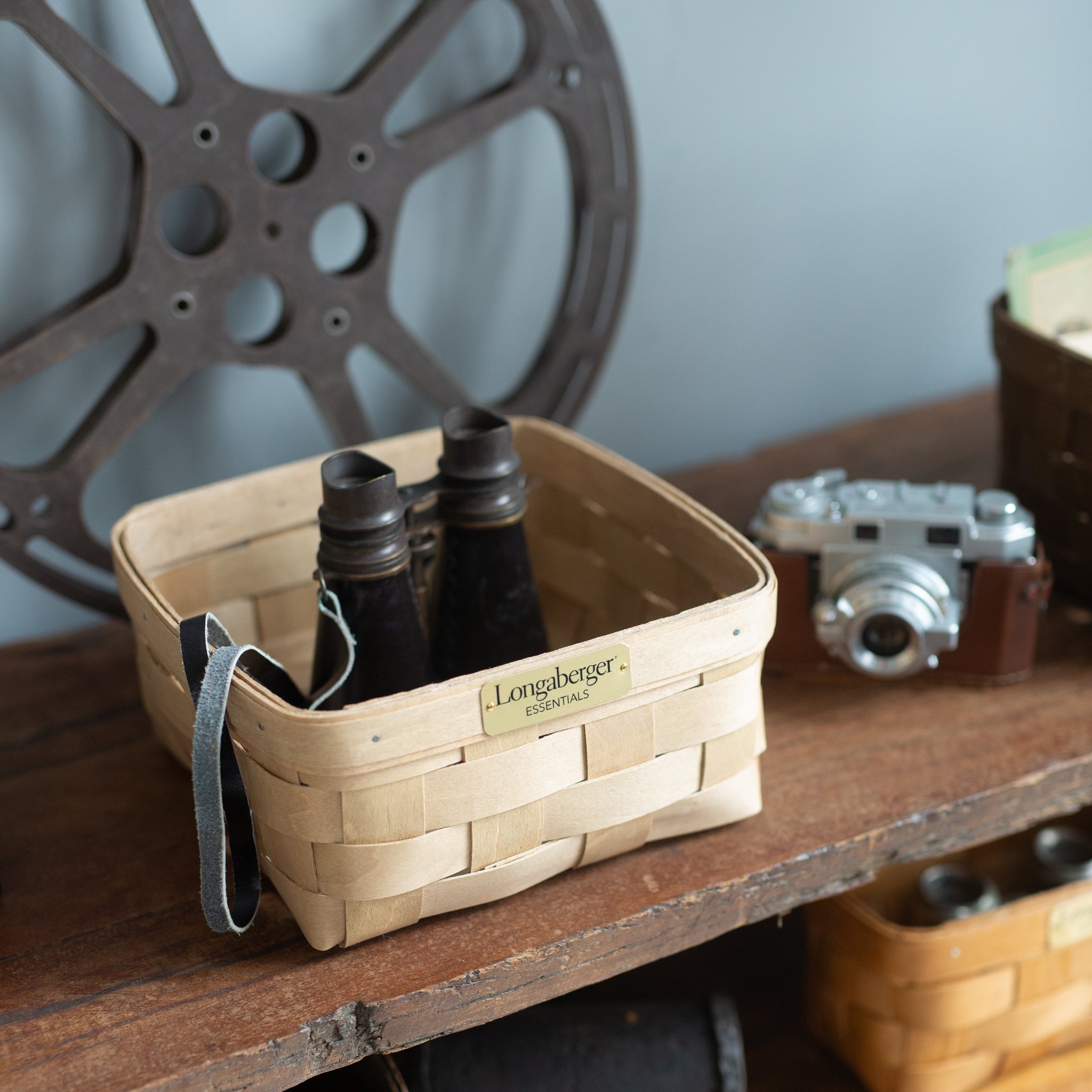 Collector's Essentials Small Square Basket with Protector - 图片 5